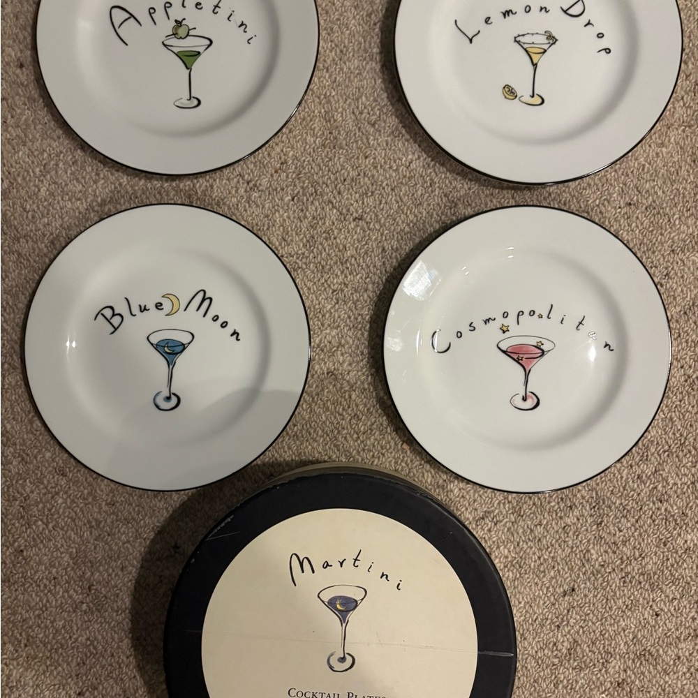 Pottery Barn vintage Cocktail Recipe Plate Set - Martini Collection